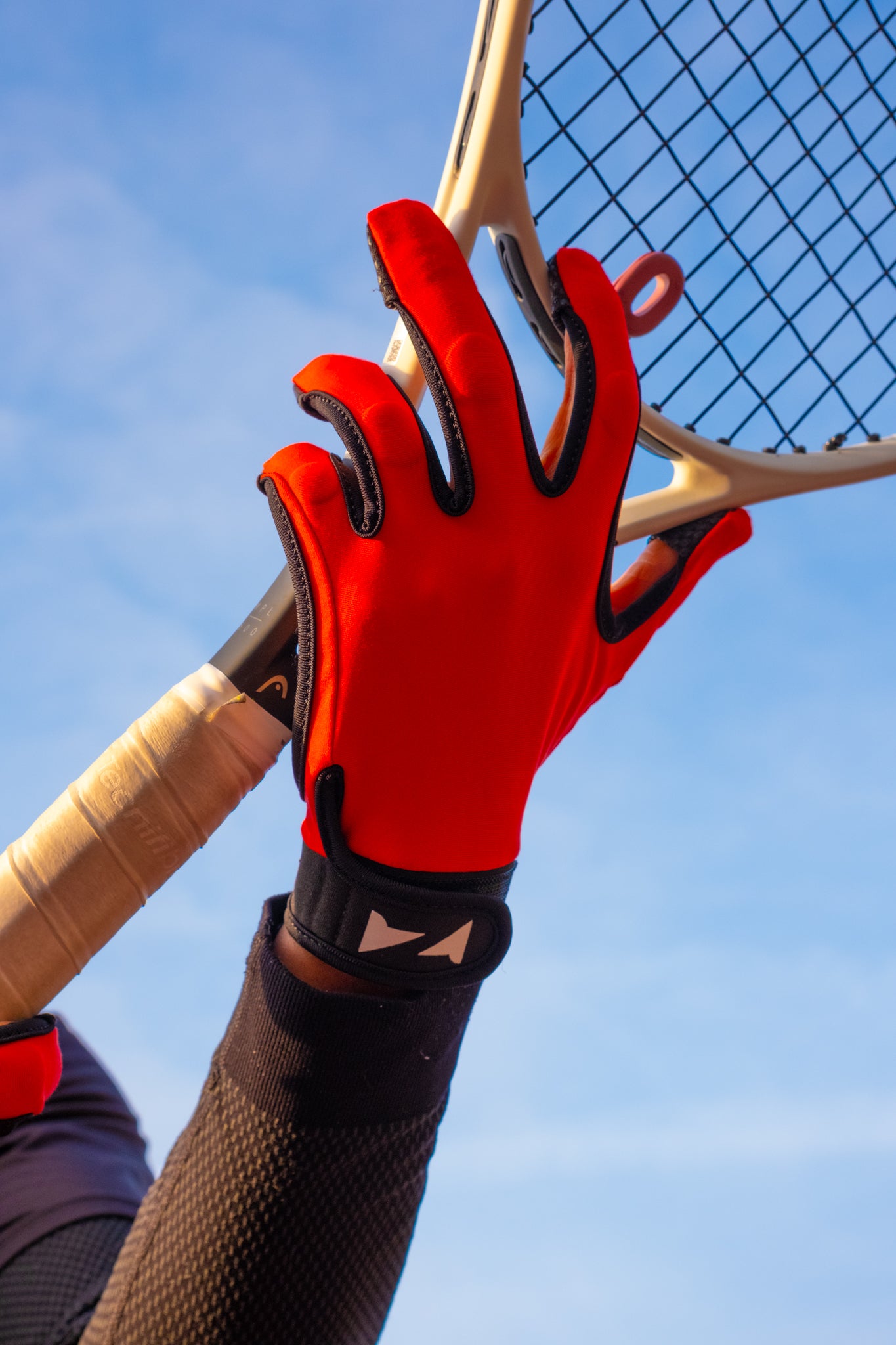 Prozgear : Paire de gants / Pair of gloves / Sport Tennis / garde le contact